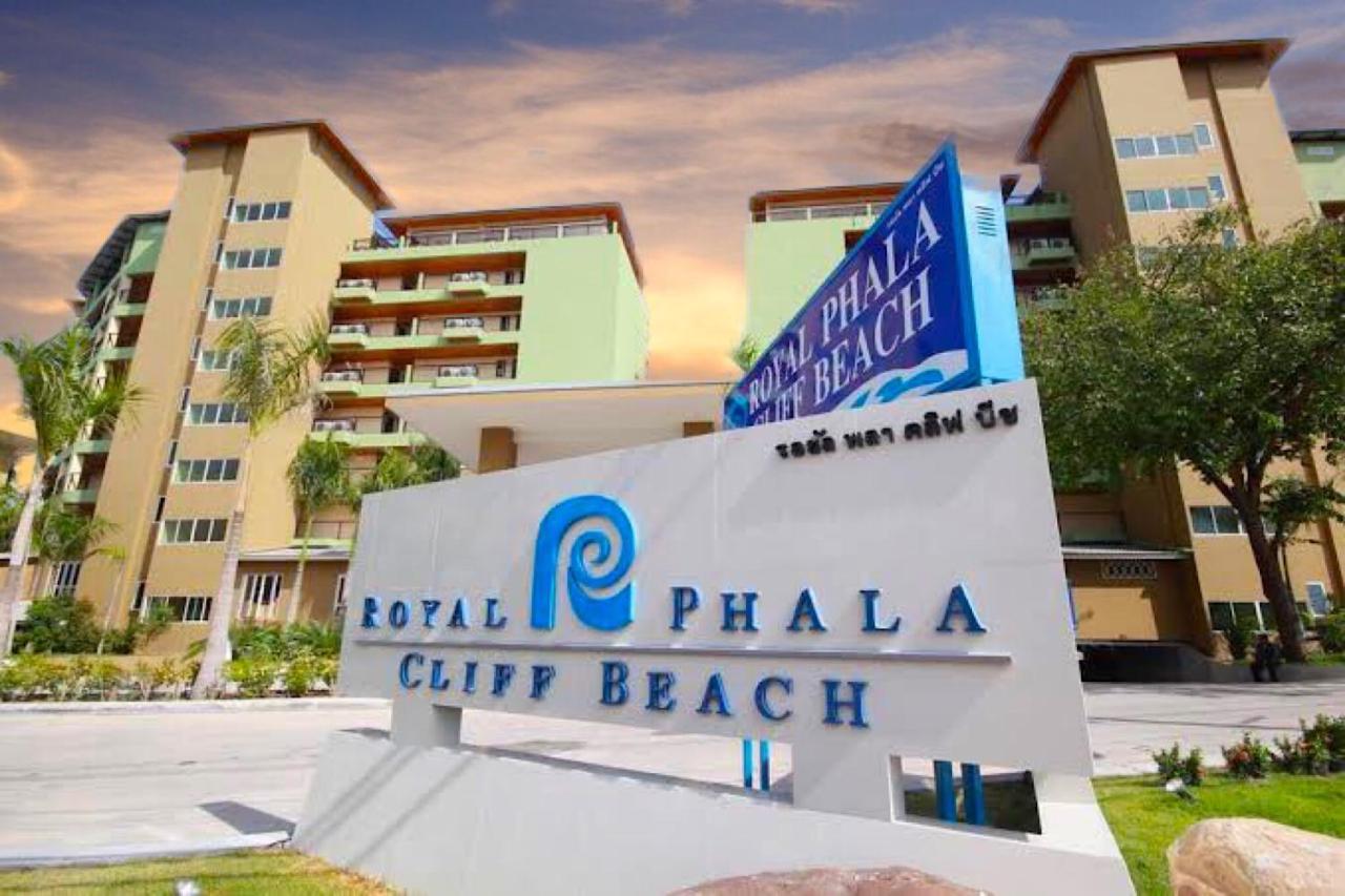 Royal Phala Cliff Beach Resort Ban Chang  Exterior photo