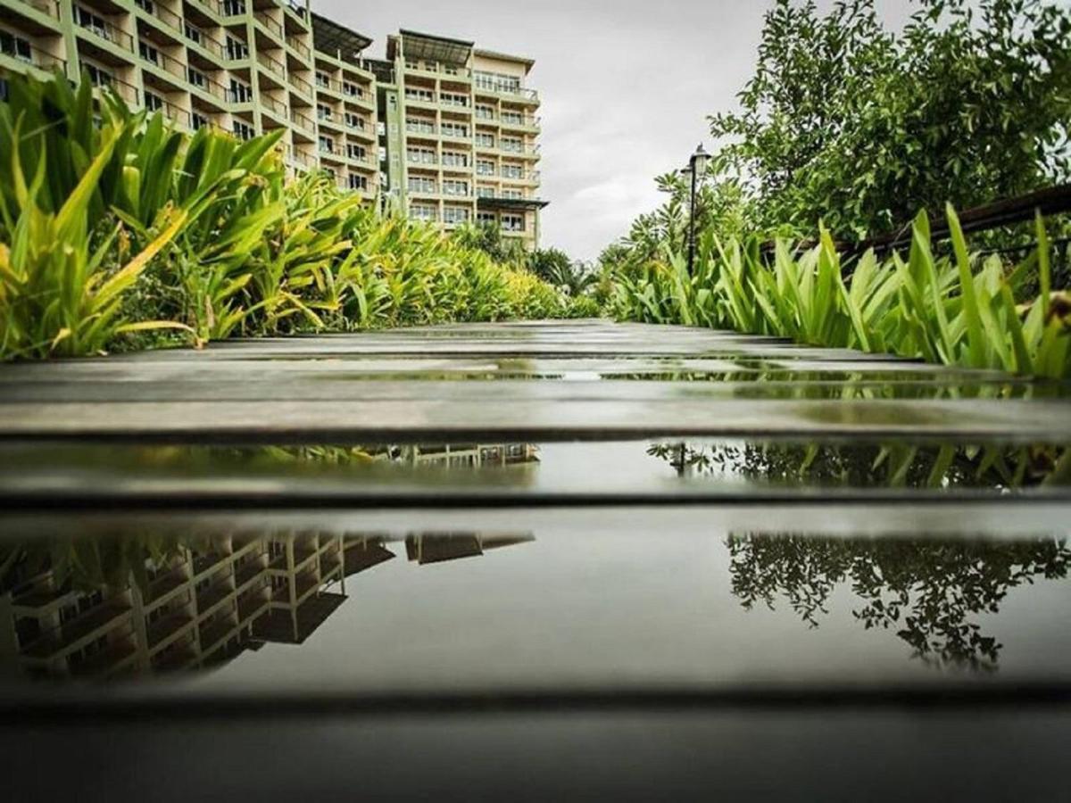 Royal Phala Cliff Beach Resort Ban Chang  Exterior photo