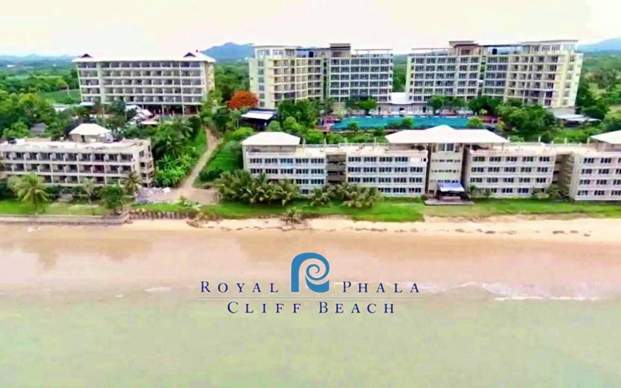 Royal Phala Cliff Beach Resort Ban Chang  Exterior photo