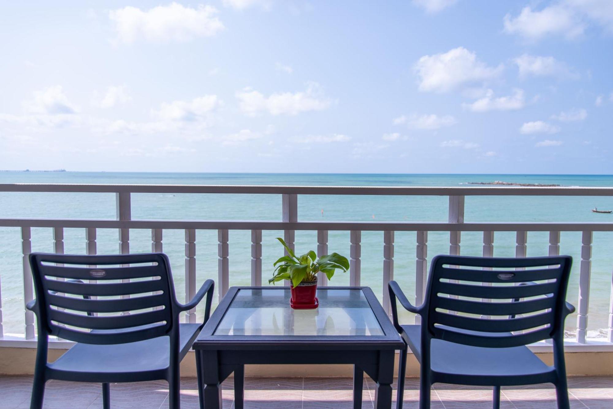 Royal Phala Cliff Beach Resort Ban Chang  Exterior photo